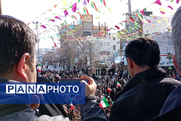 حماسه‌ مردم قروه در راه پیروزی انقلاب