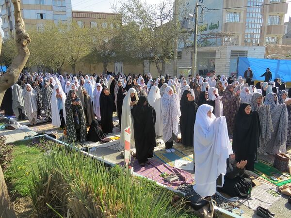 اقامه نماز عید فطر در شهرستان بجنورد 
