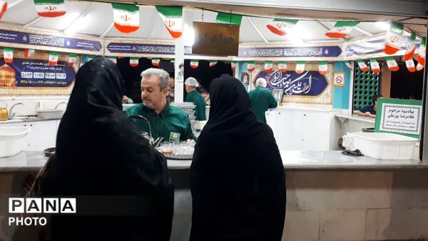 برپایی تبرک خانه حضرت رضا در کاشمر 