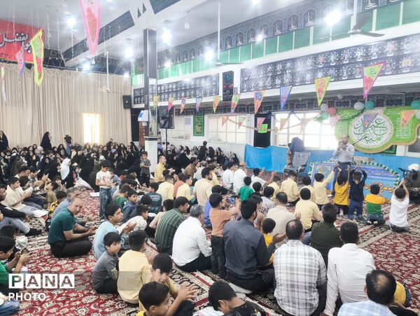 جشن باشکوه عید غدیر با حضور پرشور مردم در حسینیه حیدری فدافن 