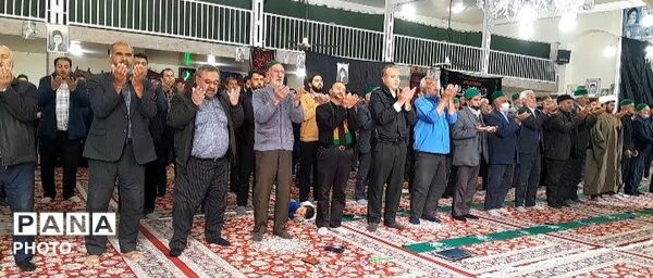  اقامه نماز عبادی سیاسی جمعه همزمان با سی و چهارمین روز شهادت قائد امت حضرت آیت الله خامنه‌ای 