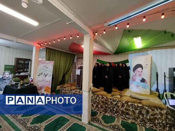 یادواره شهدا در دبیرستان شاهد فاطمیه مشهد