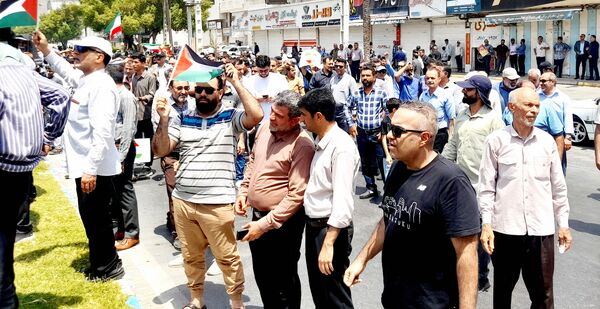 راهپیمایی خشم و نصر در بندرعباس