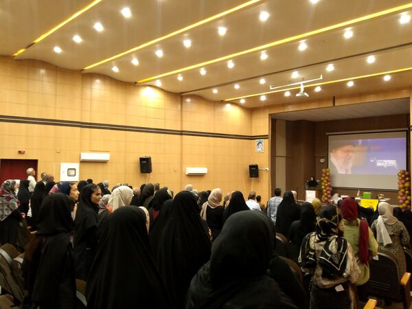 جلسه انجمن اولیا و مربیان در کانون شوشتری