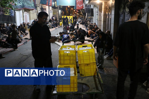 روضه‌ای 30 ساله در کوچه‌های قم