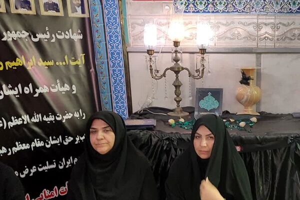 مراسم سالگرد ارتحال امام خمینی (ره) و بزرگداشت شهدای خدمت در ناحیه 2 شهرری