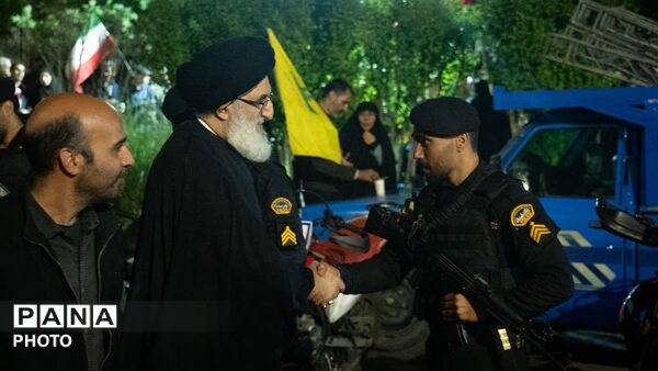 پیوند ۵۰ زوج کرجی همزمان با هفتادو نهمین موج حضور مردم در میادین و خیابان‌های شهر