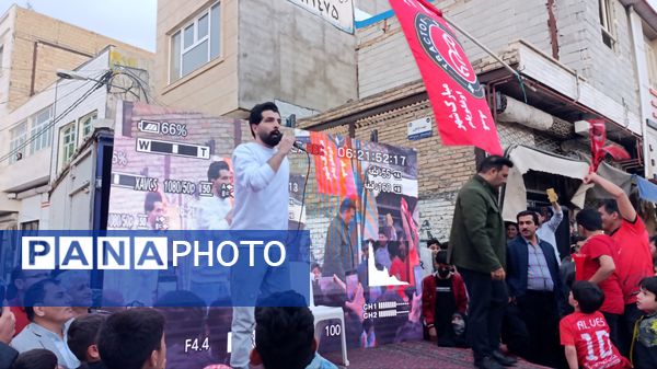 ملکان در پرتو هنر و معنویت؛ جشن میلاد امام رضا (ع) در بازار نوسازی شده