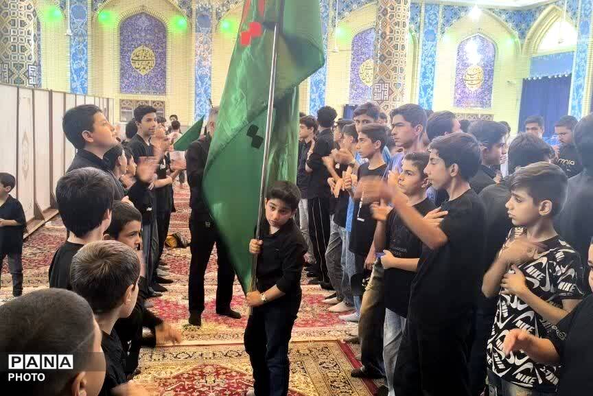 همایش «احلی من العسل» در حسینیه حیدر زرقان