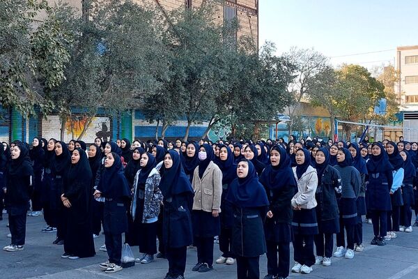 افتتاحیه طرح گلستان زندگی  دبیرستان شهدای هسته‌ای قرچک 