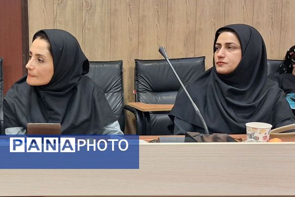 برگزاری کارگاه آموزشی و توانمندسازی مشاوران در بهارستان‌دو
