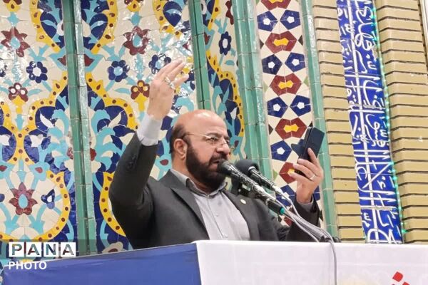  آیین عید قربان با حضور نمازگزاران در مسجد علی‌ابن‌ابی‌طالب(ع) رودهن