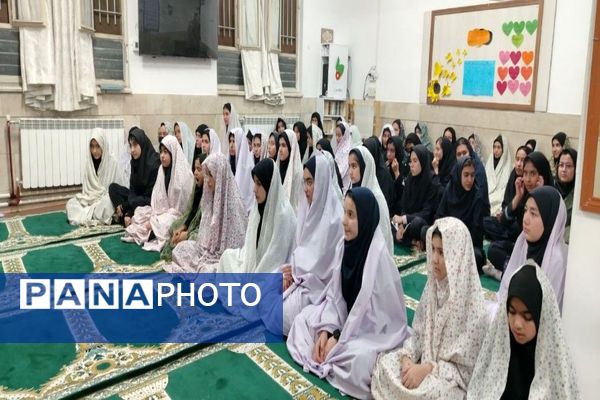 جلسه بصیرتی  در آموزشگاه شهید مجید دهنوی