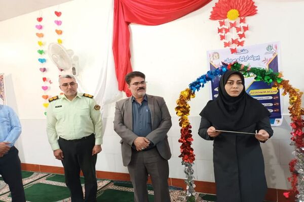 افتتاح اتاق گفت‌وگوی اولیا و مربیان در مدرسه فرهنگیان غزل موسوی‌پور 