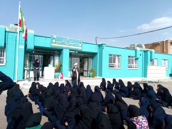 برگزاری گفتمان مهدوی در دبیرستان فاطمیه