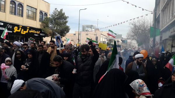جلوه هایی از راهپیمایی جشن پیروزی انقلاب در شهر قم