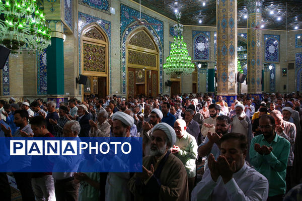 نماز عید قربان در مسجد مقدس جمکران