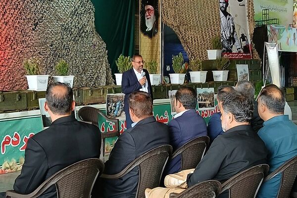 برپایی آیین غبارروبی مزار شهدا در هفته دفاع مقدس در ملارد 