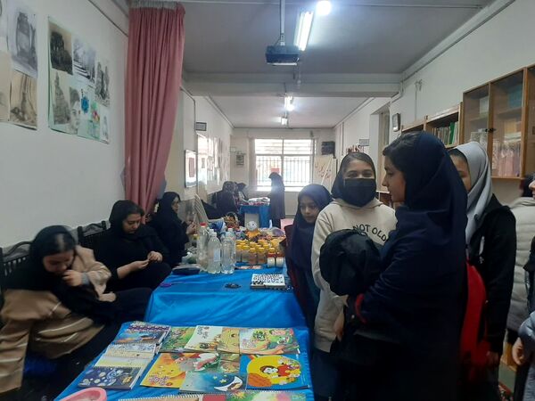 برپایی بازارچه مشاغل خانگی در کانون امید انقلاب