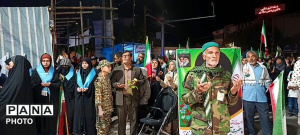 تجمعات شبانه مردمی هنوز ادامه دارد