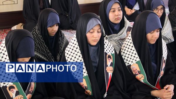 دانش‌آموزان مدارس منطقه ۵ با شهید گمنام پیمان وفاداری بستند