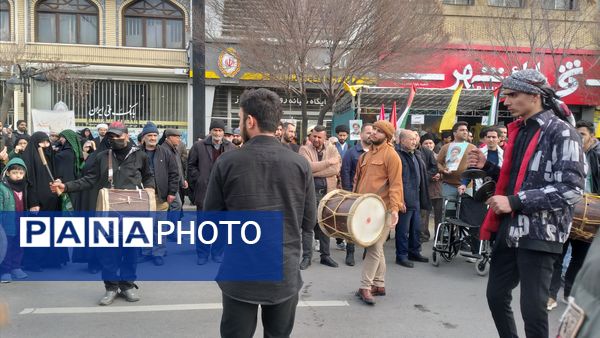 مراسم تشییع نمادین پیکر شهدای مقاومت در مشهد