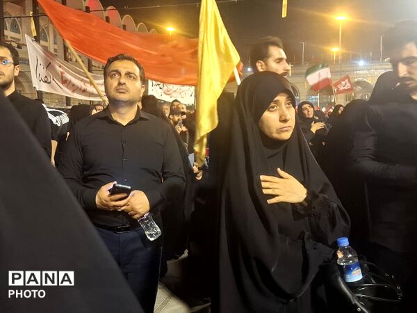 وداع با آقای شهید ایران