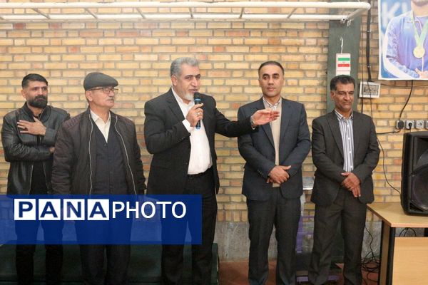 تجلیل از قهرمان مسابقات کشتی غرب آسیا