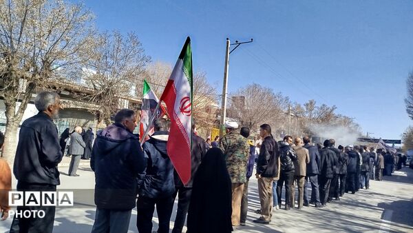 هم‌نوایی مردم نورآباد در سوگ ششمین اختر تابناک امامت