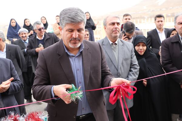 فجر خدمت در شهرستان قروه؛ بهره برداری و کلنگ زنی چندین پروژه عمرانی و آموزشی