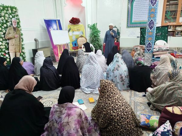 آینه‌های نور: لحظاتی سرشار از صمیمیت و گفتگو در اعتکاف دانش‌آموزی