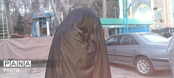 حضور مردم کرج در لحظه تحویل سال 1405