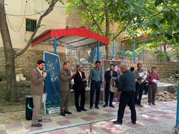 مراسم تجلیل از همکاران فعال حوزه پرورشی شهرستان‌های مانه و سملقان در بوم گردی زو علیا