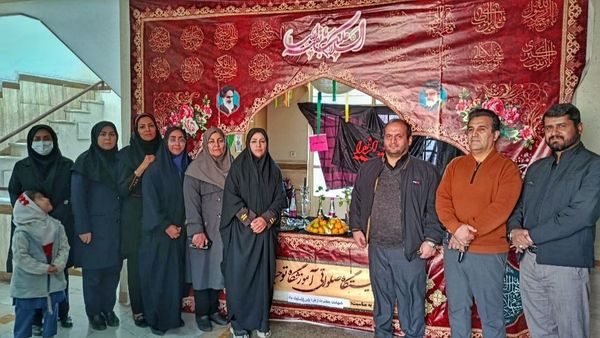 استقبال از پیکر شهید خوشنام در یازده مدرسه اشتهارد