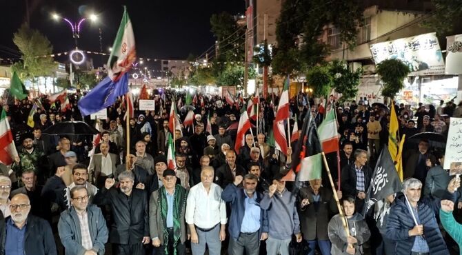 نود شب حضور دهه نودی‌های ساوجبلاغ به عشق ایران