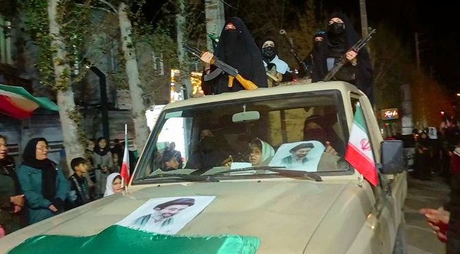 حماسه آفرینی دختران کامیاران در پنجاه و یکمین موج تجمعات مردمی