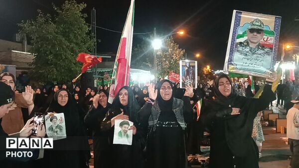 فریاد حمایت از ایران در میدان همچنان استوارتر پلدختر