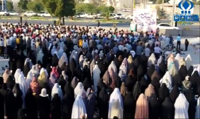 نماز عید بندگی در پارسیان اقامه شد/ فیلم