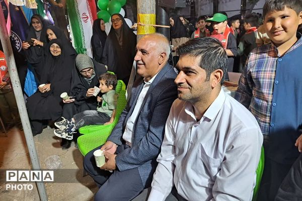  بازدید رئیس سازمان دانش‌آموزی شهرستانهای استان تهران از غرفه «با انرژی‌ها» منطقه کهریزک