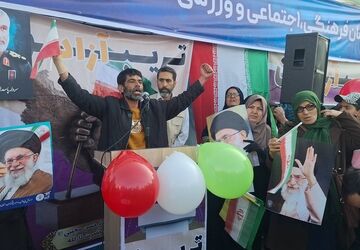 تریبون آزاد، فریاد انزجار نسل‌ها علیه استکبار جهانی