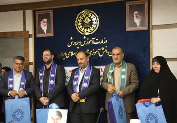 بیست‌وهفت سال نقش‌آفرینی نوجوانان