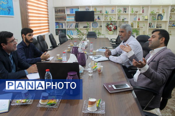 نشست هم‌اندیشی معاونت پرورشی و فرهنگی و مدیران اردوگاه‌های استان بوشهر