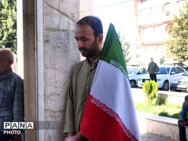 هم‌قدم با خانواده به یاد حماسه‌سازان دفاع مقدس