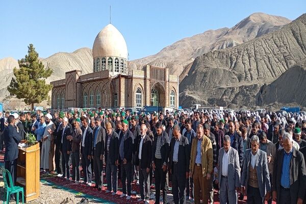 برگزاری نماز عید فطر در شهرستان نیشابور 
