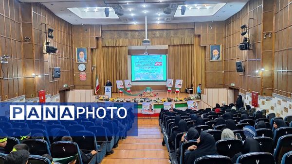 مراسم بزرگداشت اربعین شهدای دفاع مقدس ۱۲روزه در استان البرز