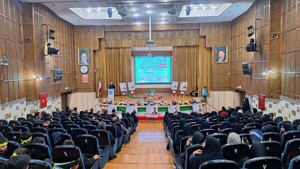 مراسم بزرگداشت اربعین شهدای دفاع مقدس ۱۲روزه در استان البرز