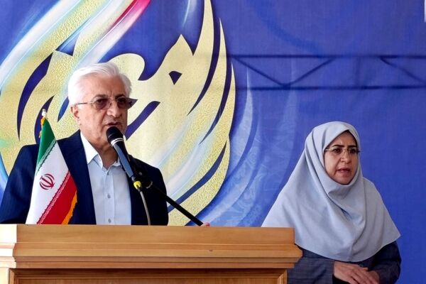 معلمان نقش اساسی در شکل‌گیری هویت علمی، اخلاقی و اجتماعی دانش‌آموزان دارند