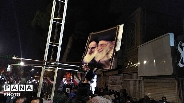 قاب هایی از حضورـ۳