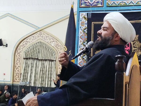 مراسم احیای شب های قدر در آرامگاه شهید سید حسن مدرس (ره) شهرستان کاشمر 