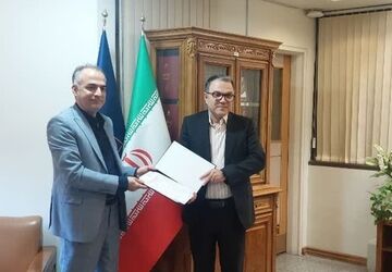 ‌امضای تفاهم‌نامه همکاری بین دبیرخانه شورای عالی آموزش‌و‌پرورش و سازمان اسناد و کتابخانه ملی ایران